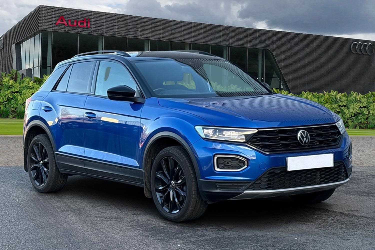 Main listing image - Volkswagen T-Roc