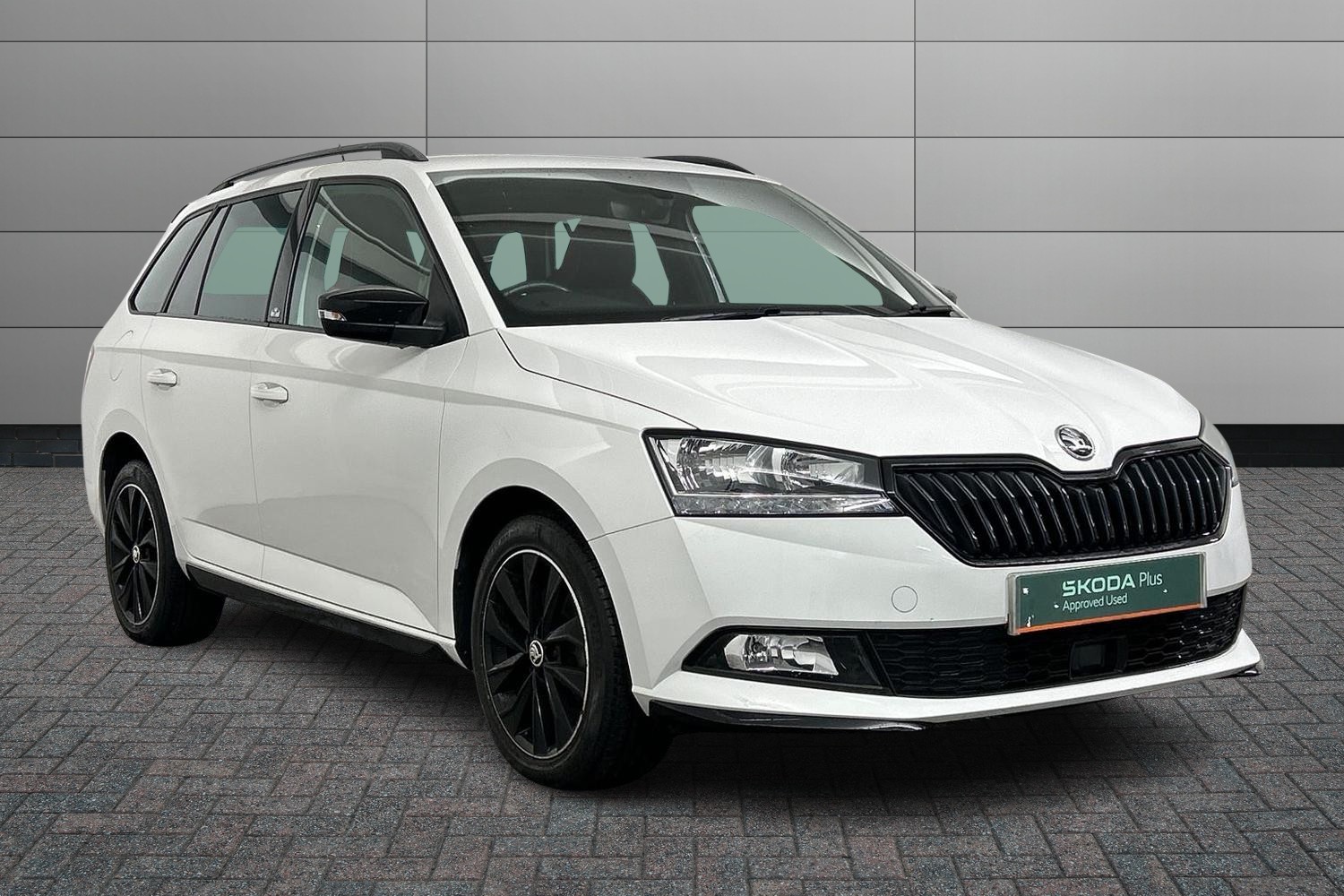 Main listing image - Skoda Fabia Estate