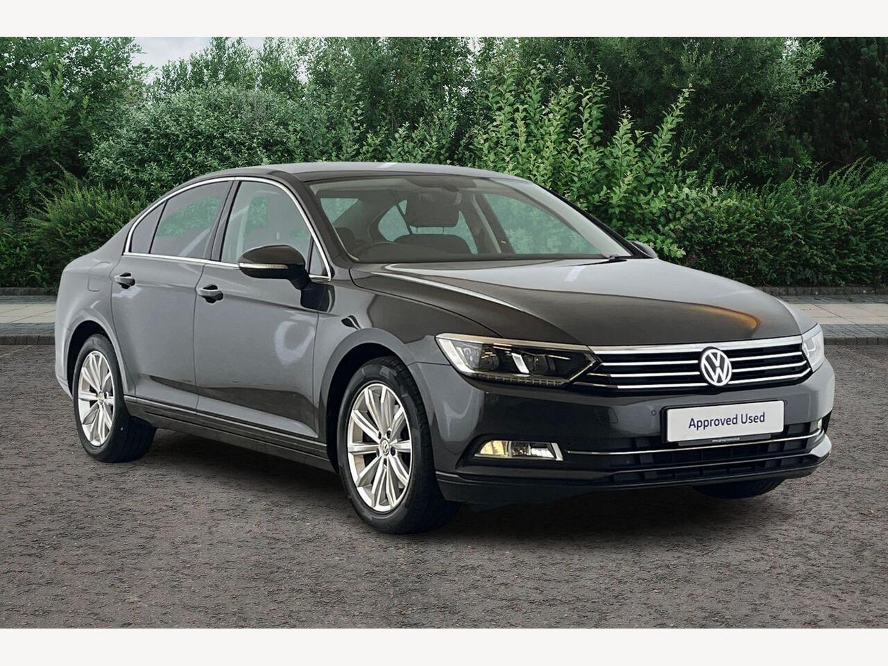 Main listing image - Volkswagen Passat