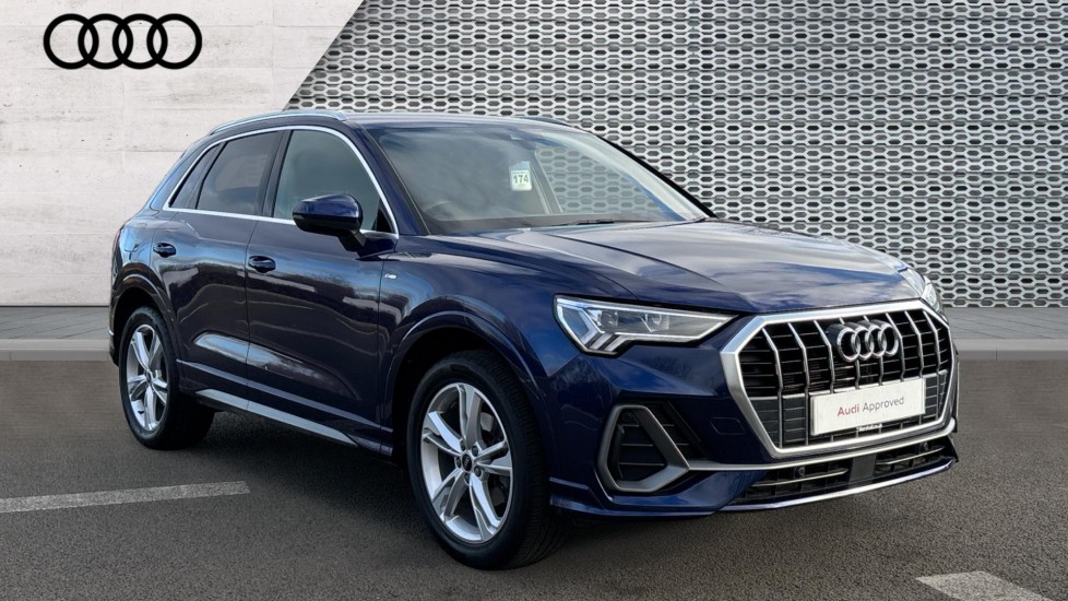 Main listing image - Audi Q3