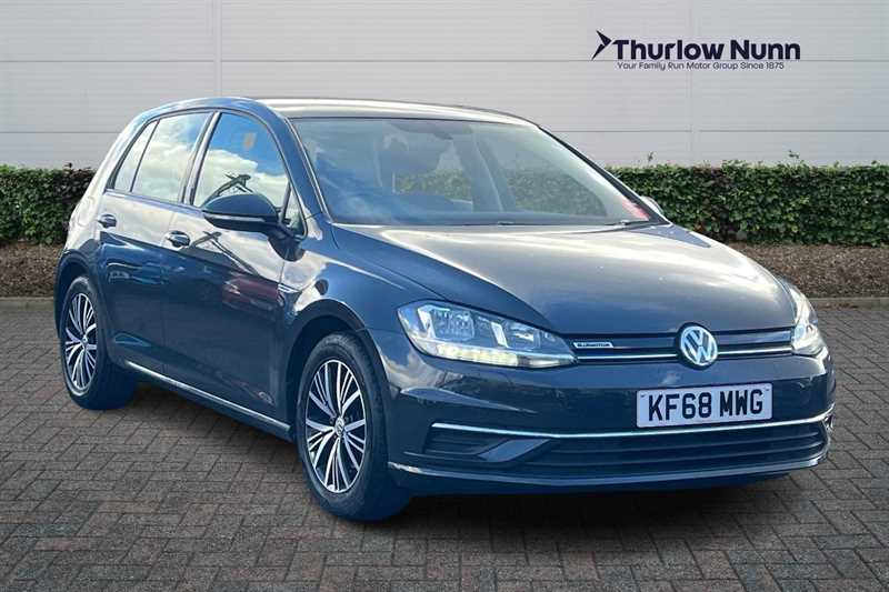 Main listing image - Volkswagen Golf