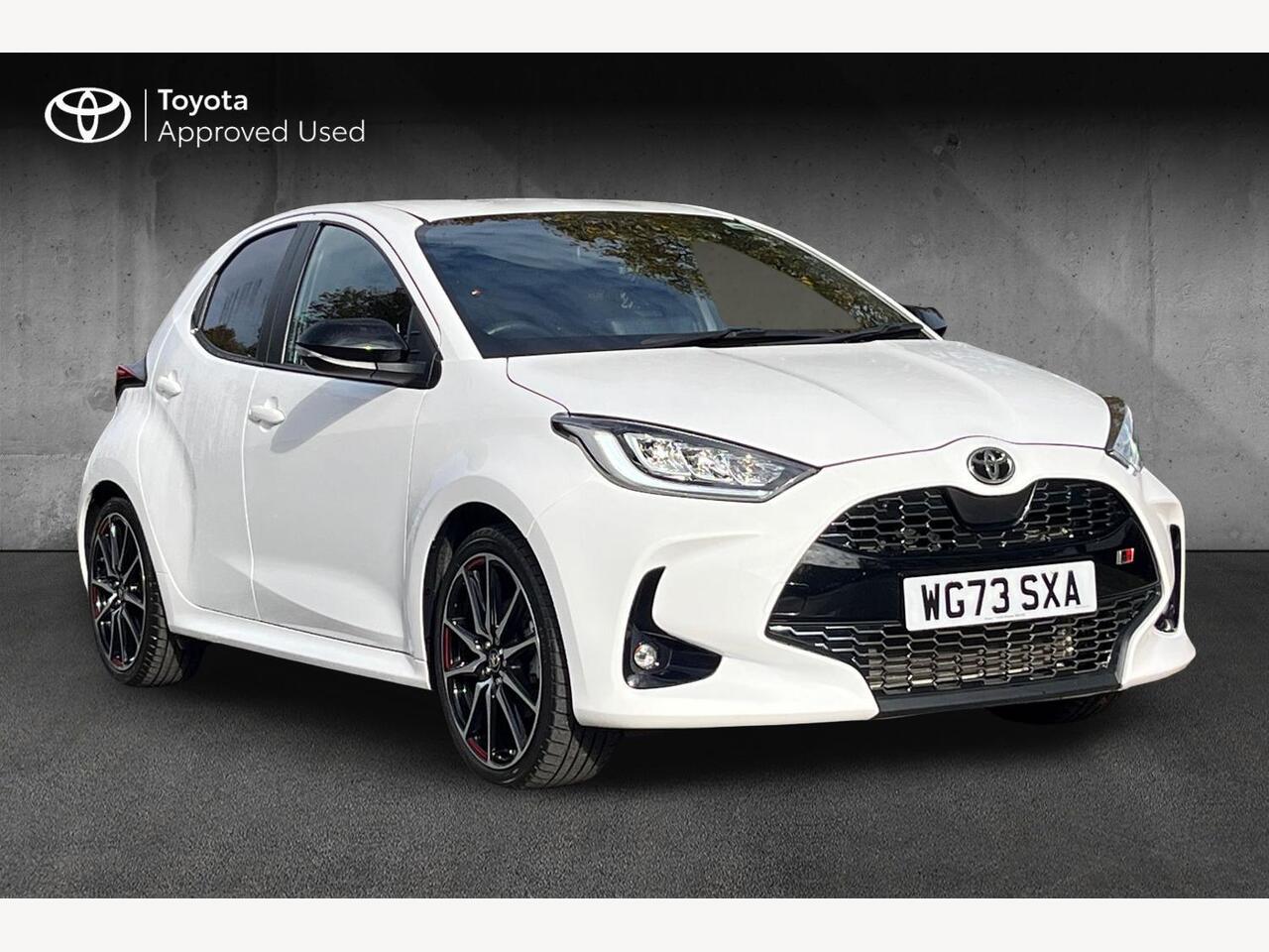 Main listing image - Toyota Yaris