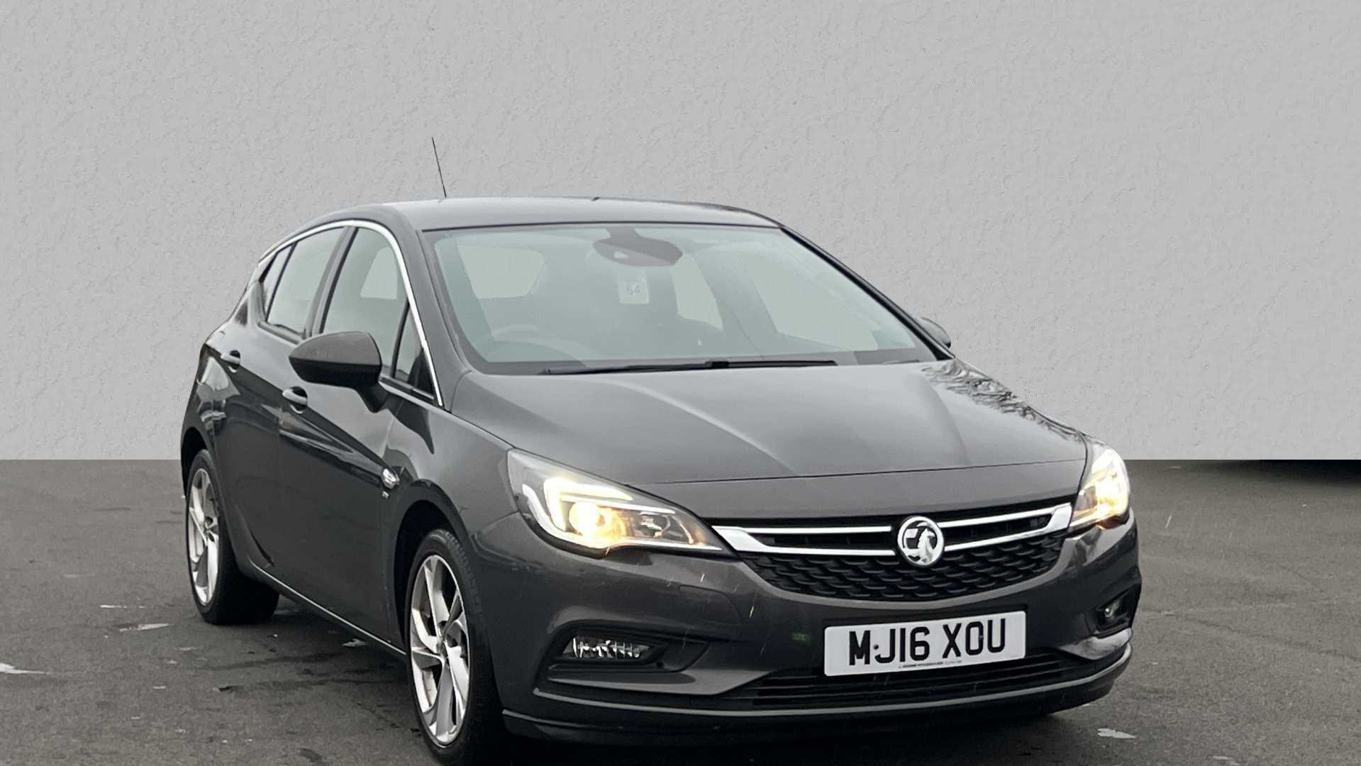 Main listing image - Vauxhall Astra