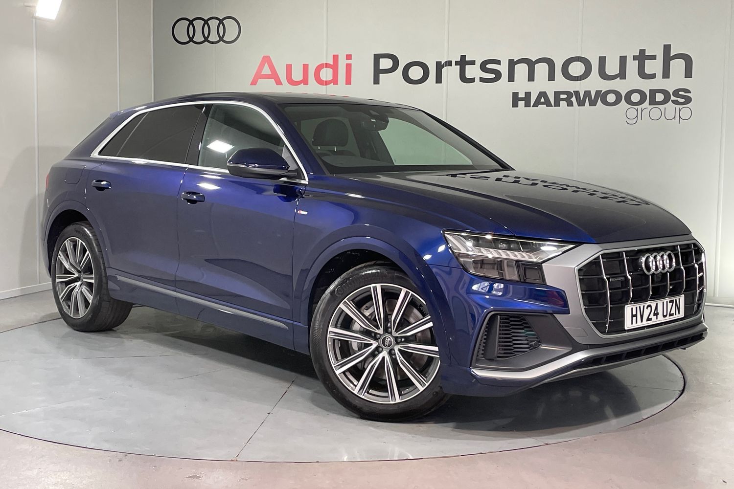 Main listing image - Audi Q8