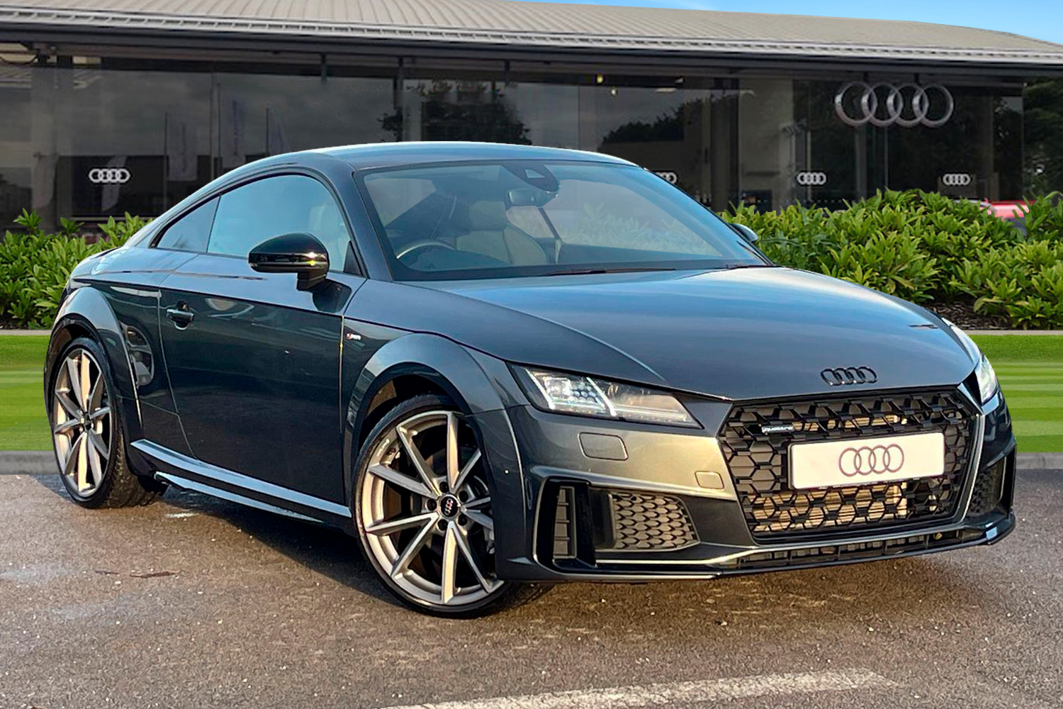 Main listing image - Audi TT