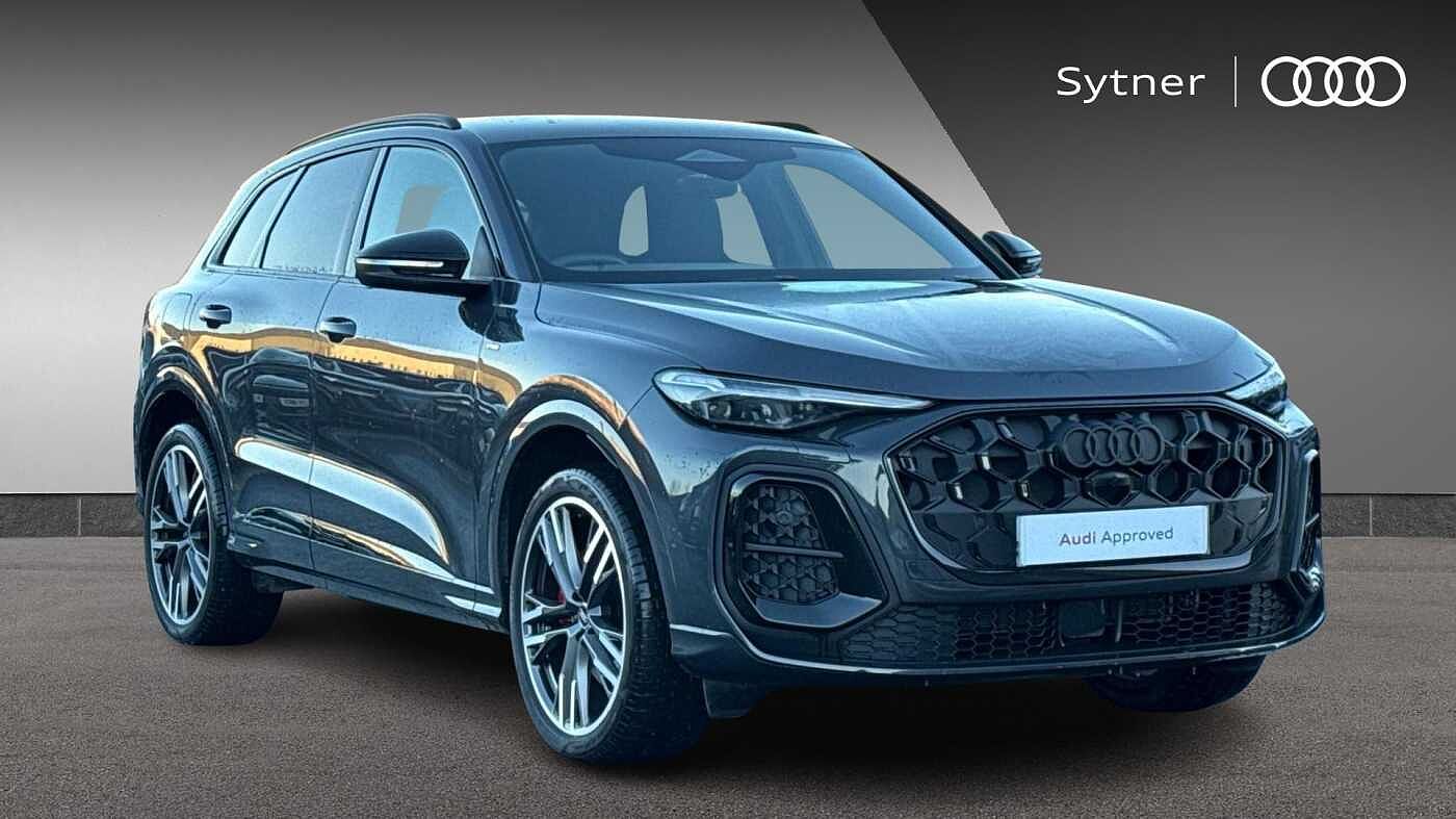 Main listing image - Audi Q3