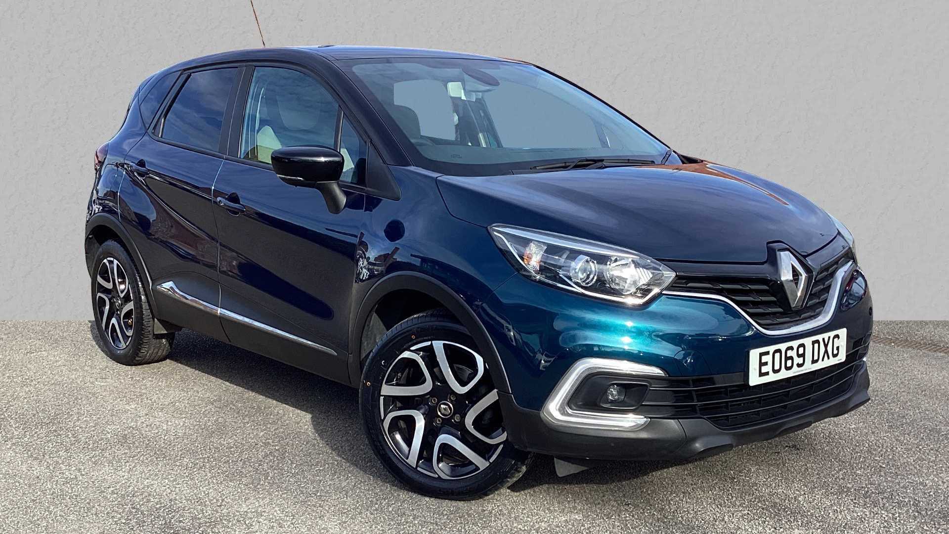 Main listing image - Renault Captur