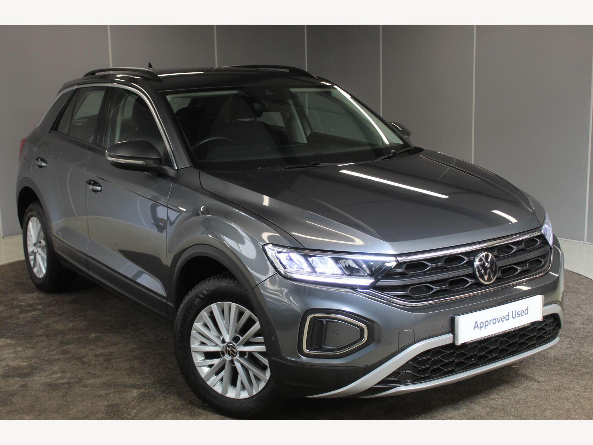 Main listing image - Volkswagen T-Roc