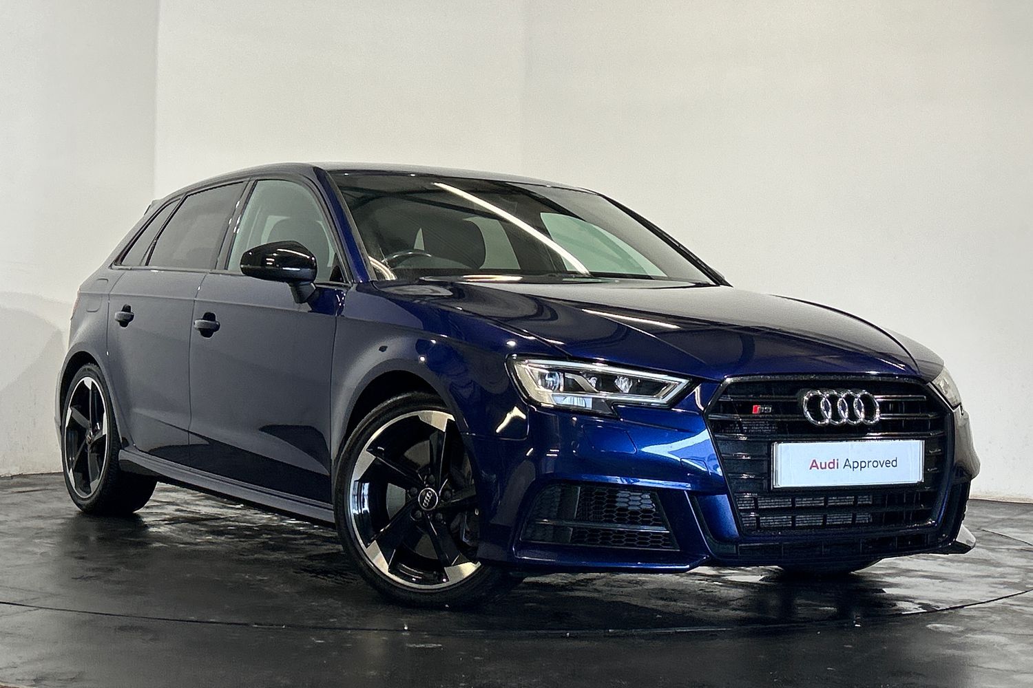 Main listing image - Audi S3