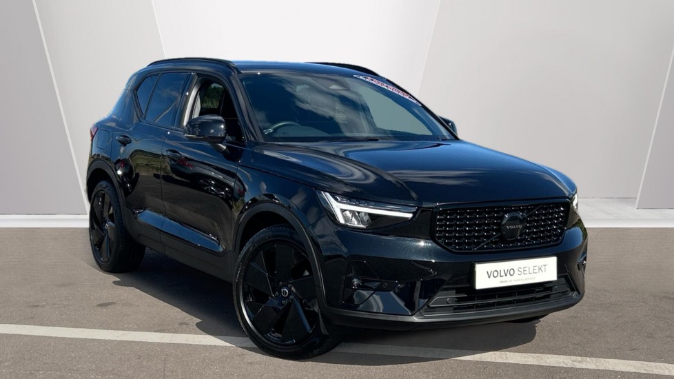 Main listing image - Volvo XC40