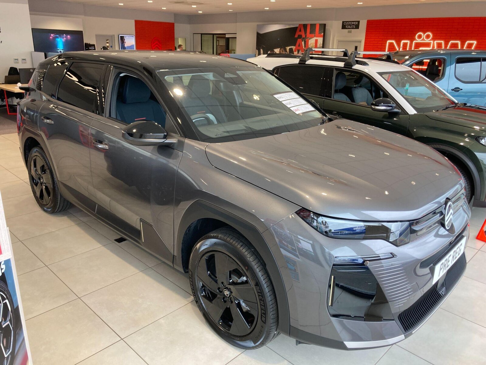 Main listing image - Citroen C5 Aircross