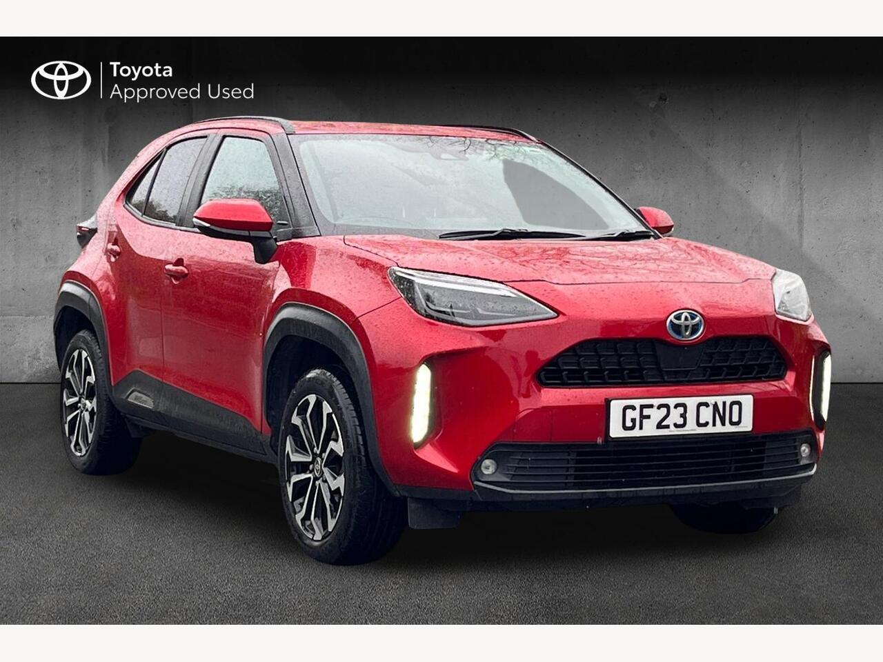 Main listing image - Toyota Yaris Cross