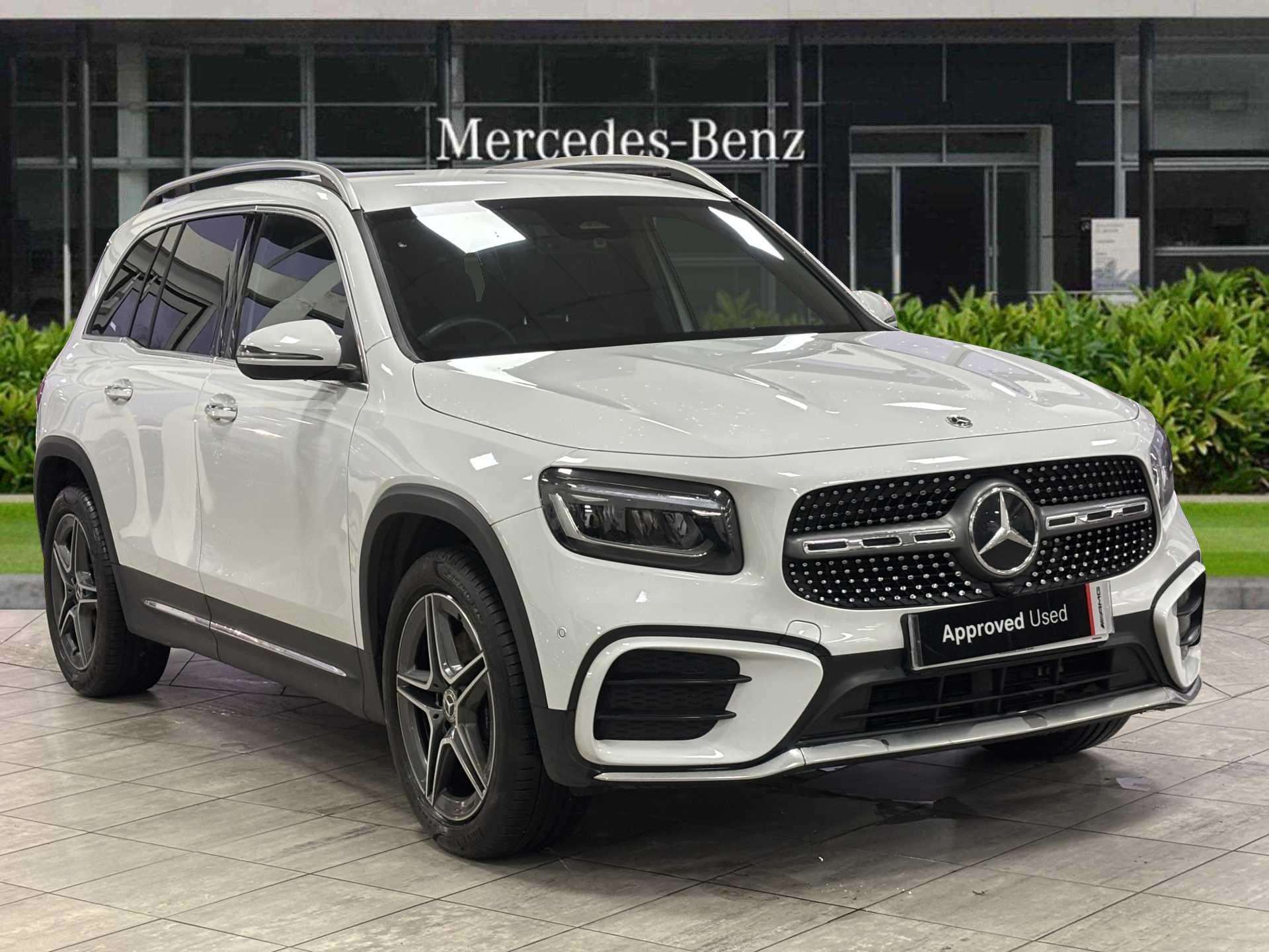 Main listing image - Mercedes-Benz GLB