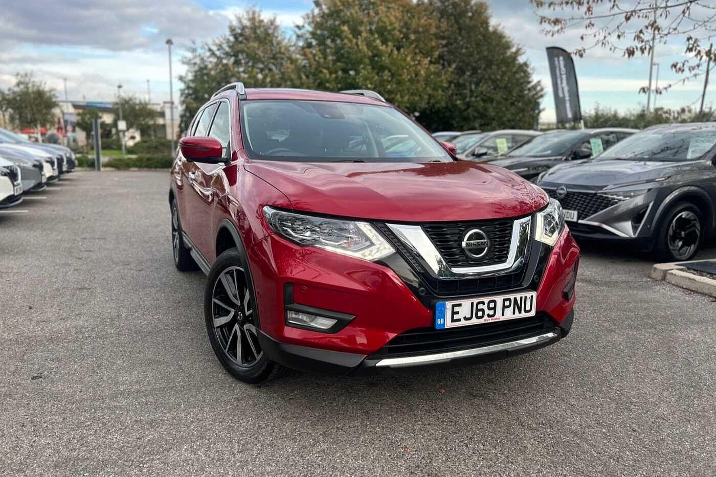 Main listing image - Nissan X-Trail