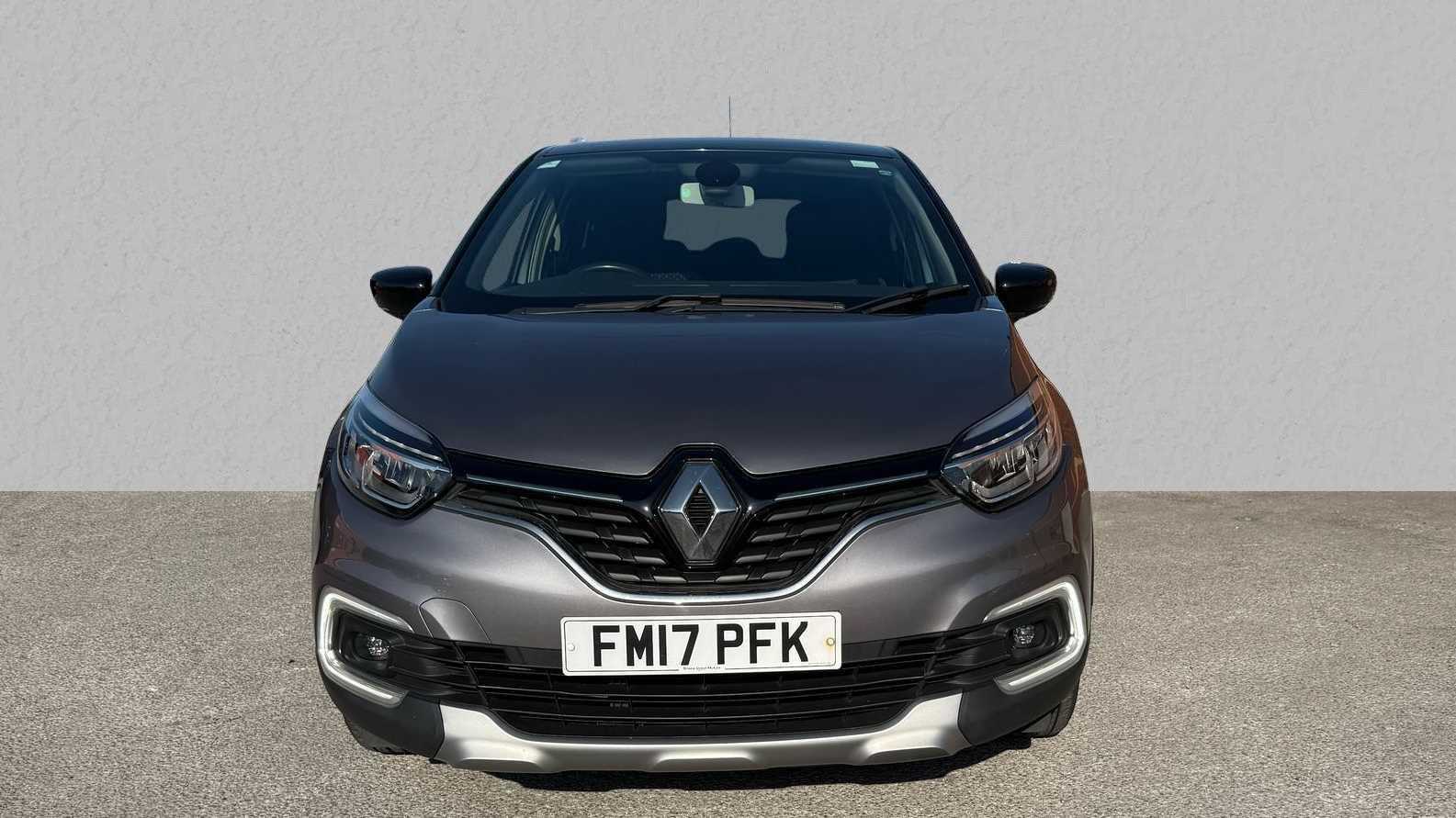 Main listing image - Renault Captur