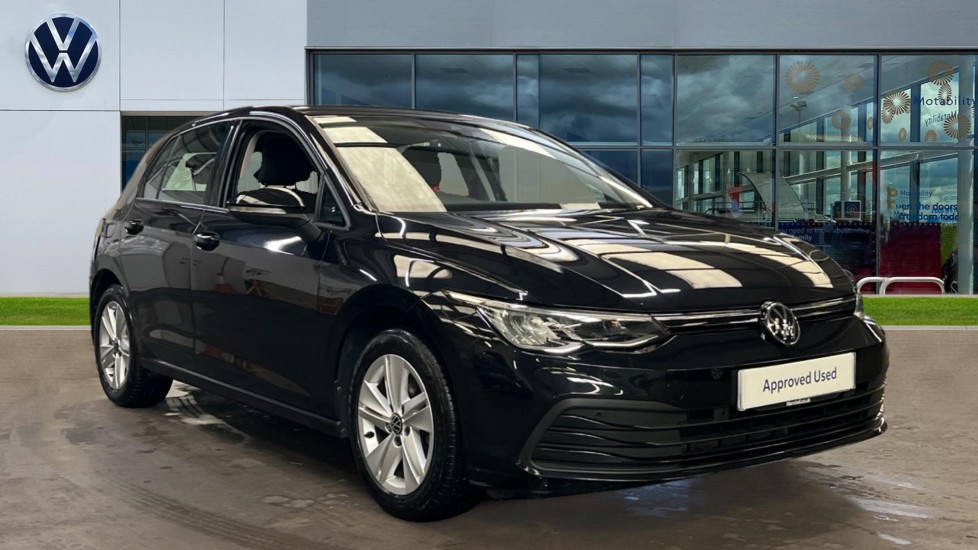 Main listing image - Volkswagen Golf