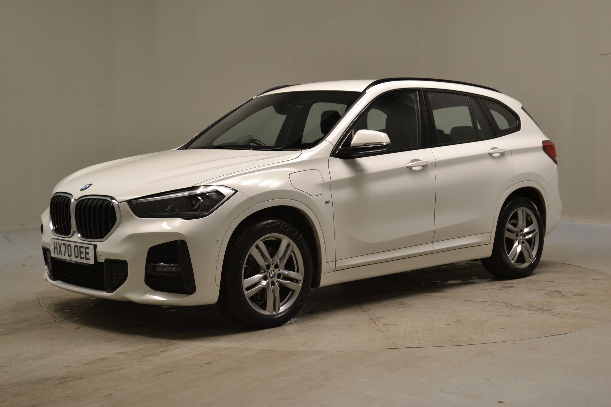 Main listing image - BMW X1