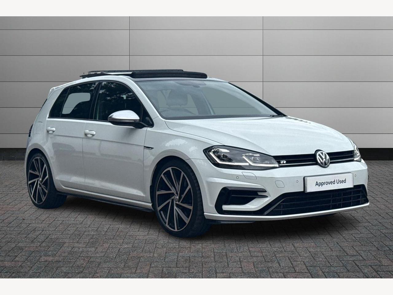 Main listing image - Volkswagen Golf R