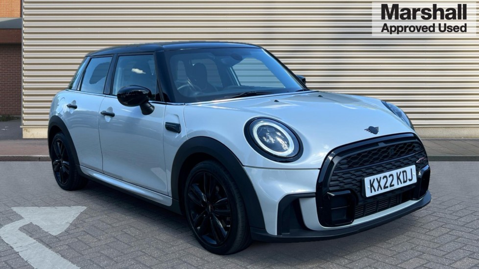 Main listing image - MINI Hatchback 5dr