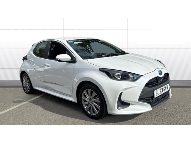 Main listing image - Toyota Yaris