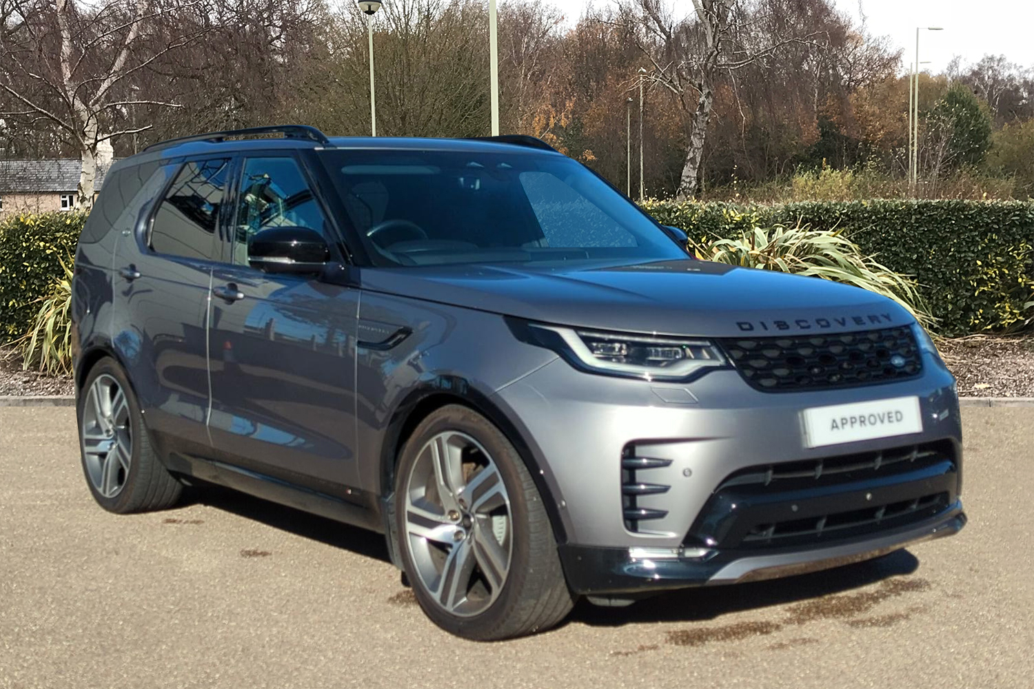 Main listing image - Land Rover Discovery