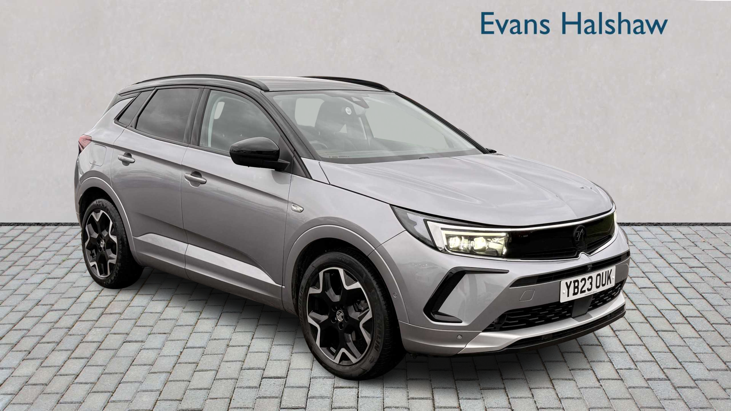 Main listing image - Vauxhall Grandland