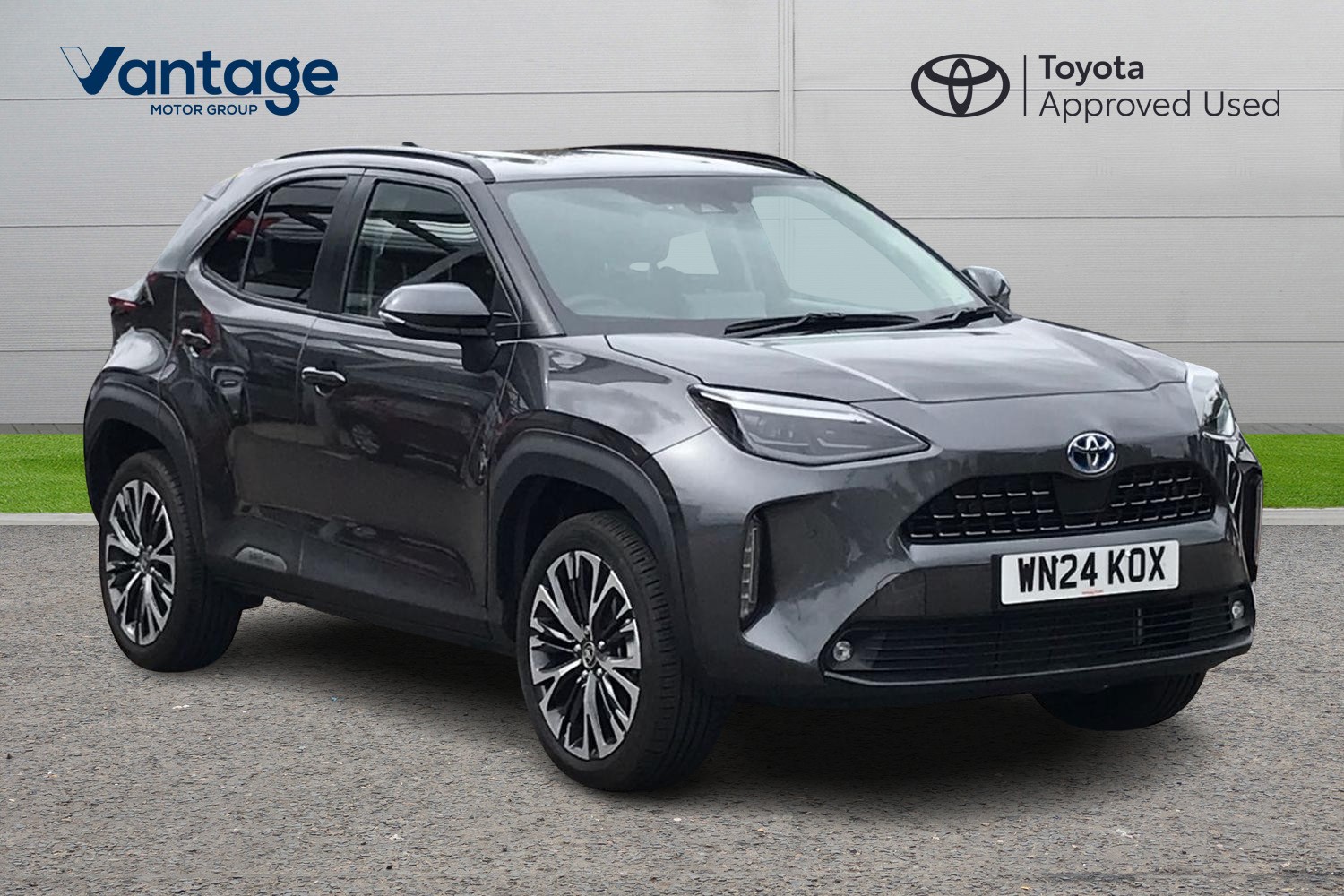 Main listing image - Toyota Yaris Cross
