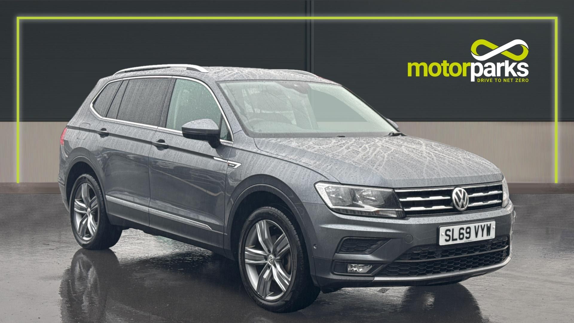 Main listing image - Volkswagen Tiguan Allspace