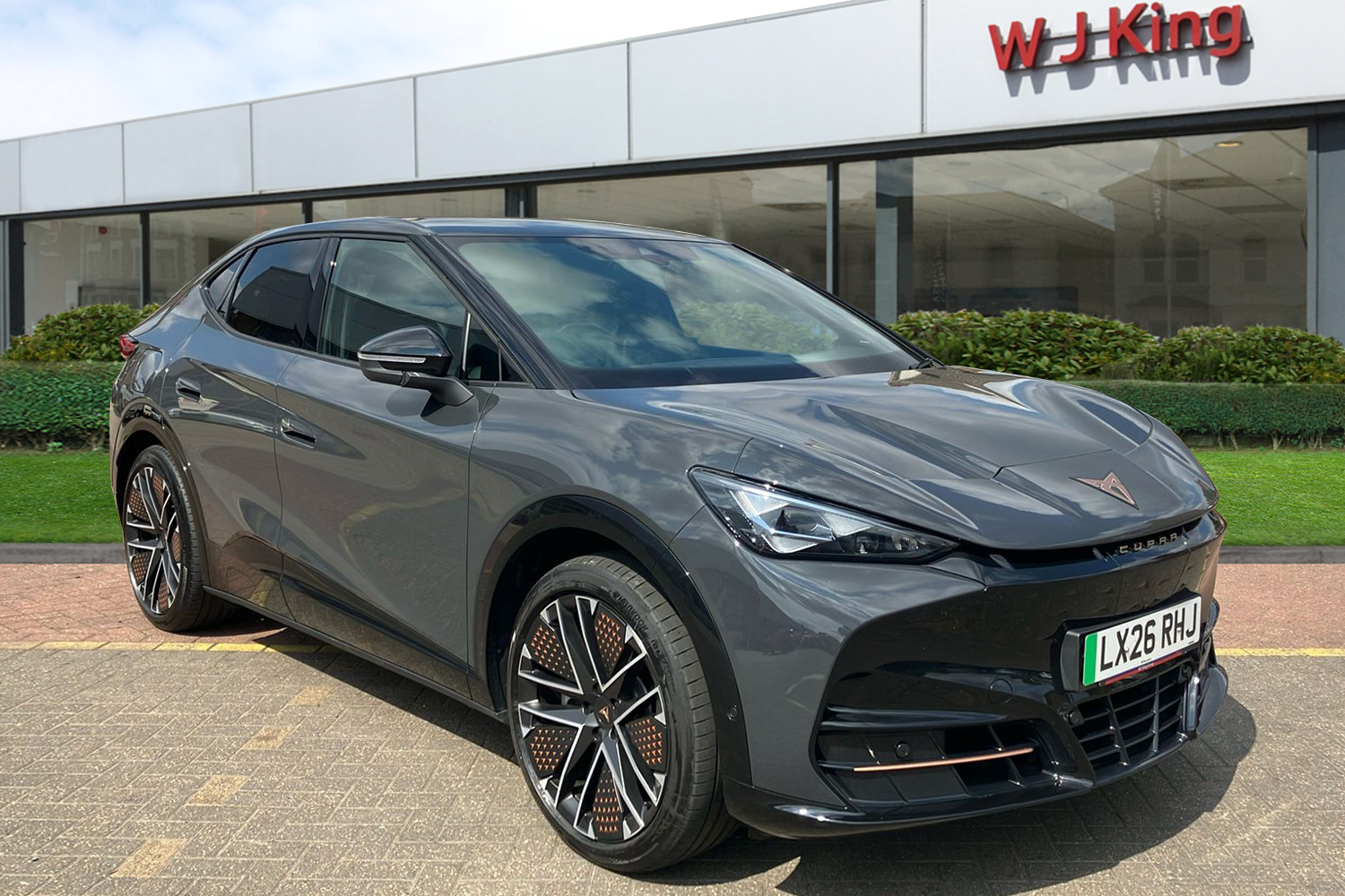 Main listing image - Cupra Tavascan