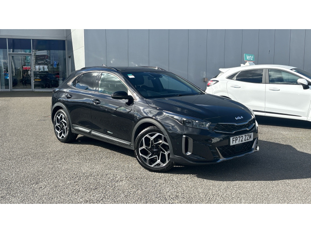 Main listing image - Kia XCeed
