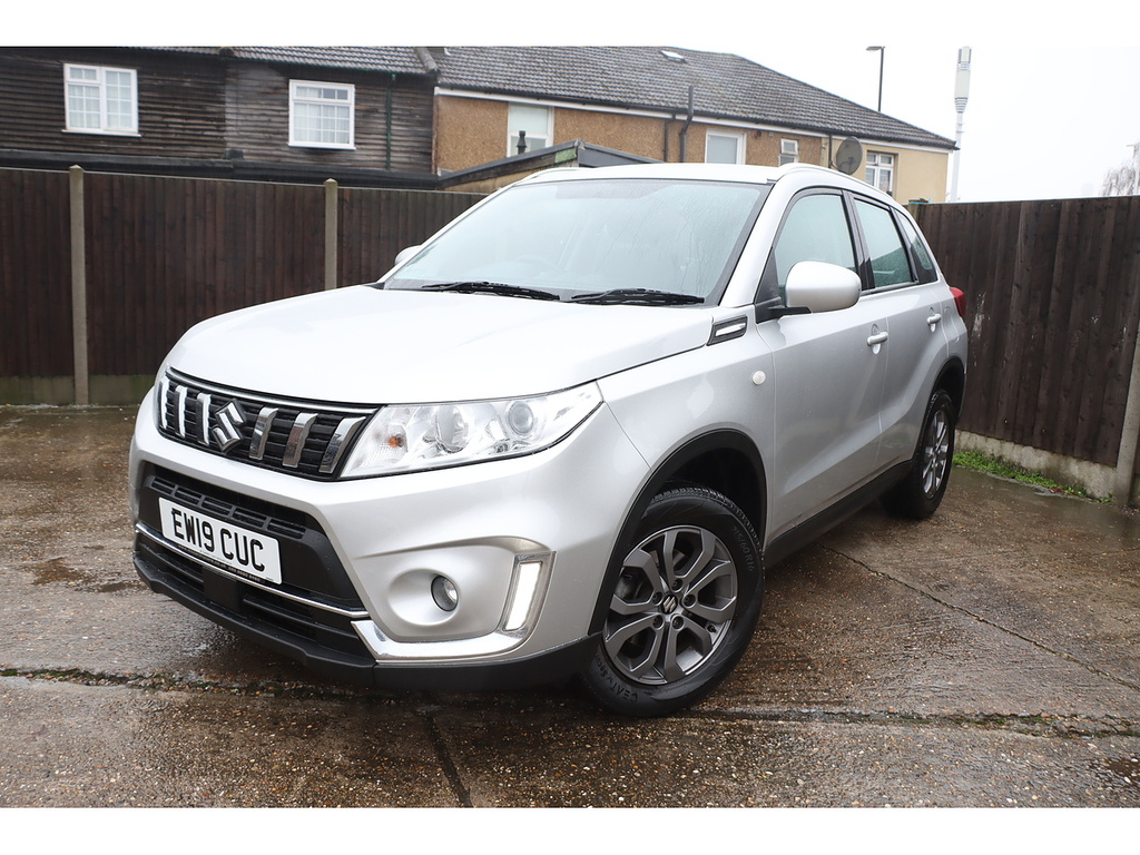 Main listing image - Suzuki Vitara