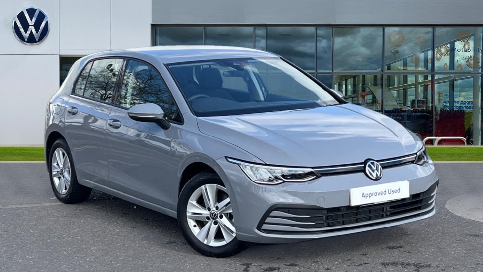 Main listing image - Volkswagen Golf