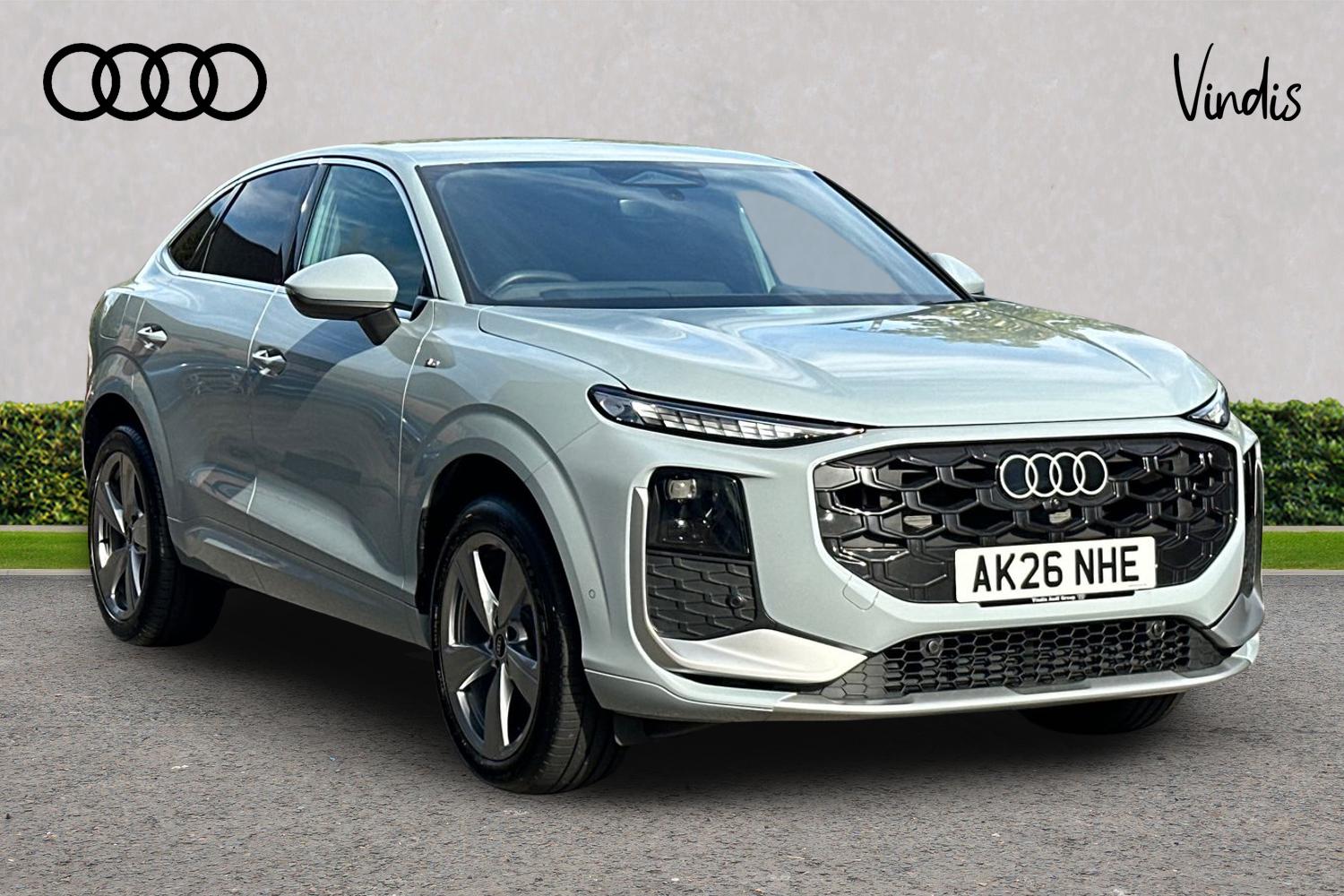 Main listing image - Audi Q3