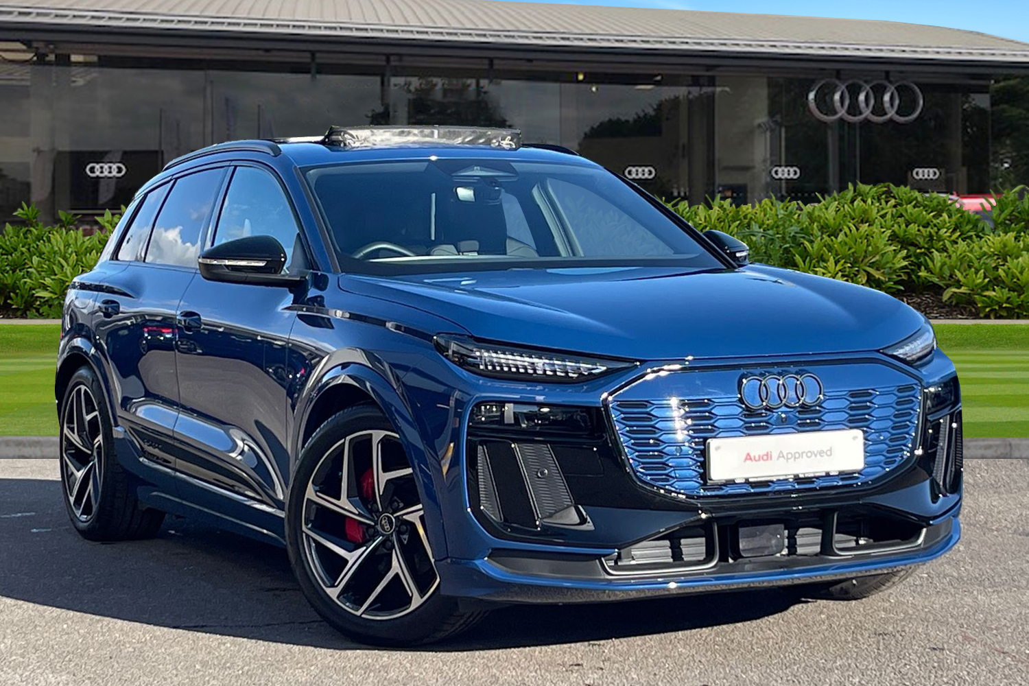 Main listing image - Audi Q6 E Tron