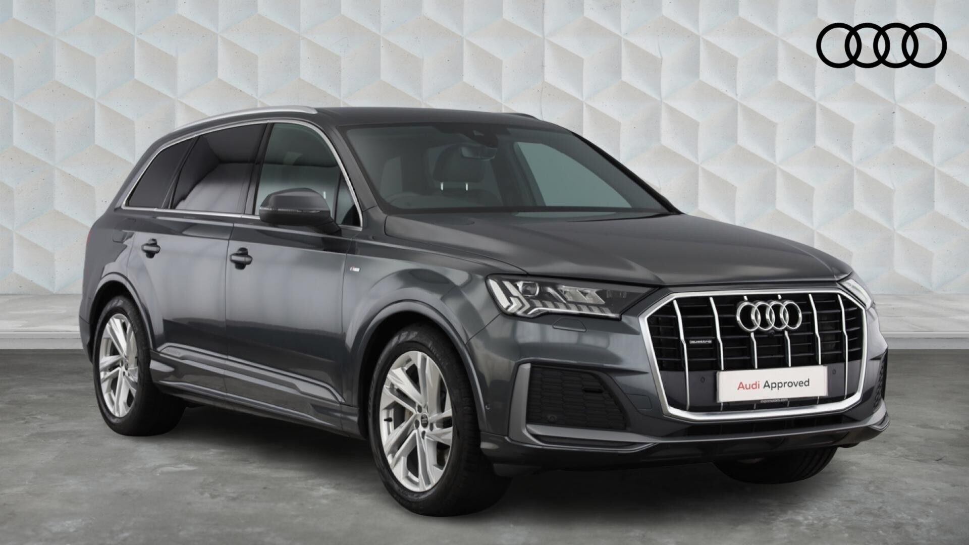 Main listing image - Audi Q7