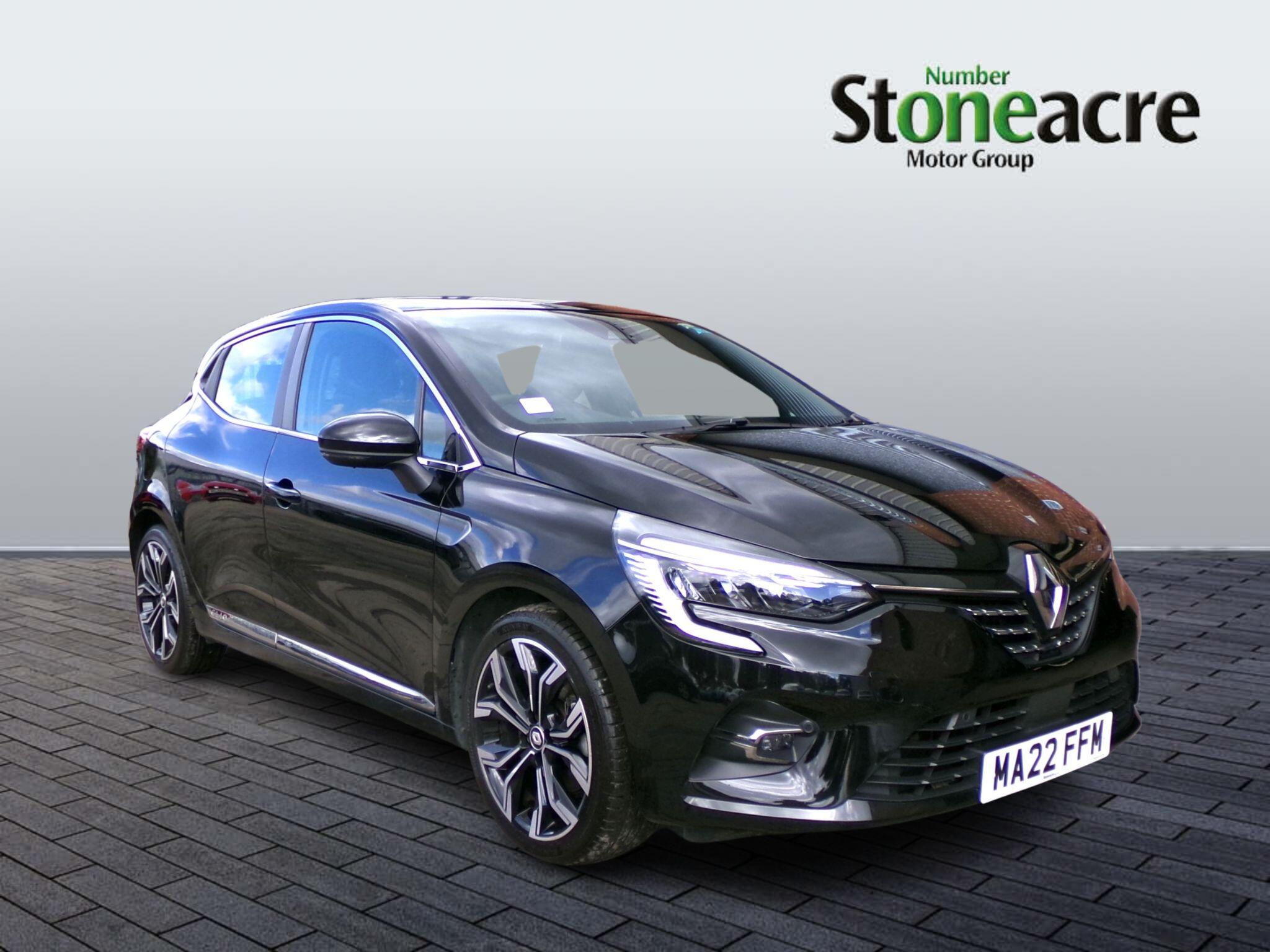 Main listing image - Renault Clio