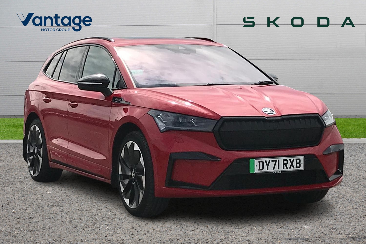 Main listing image - Skoda Enyaq