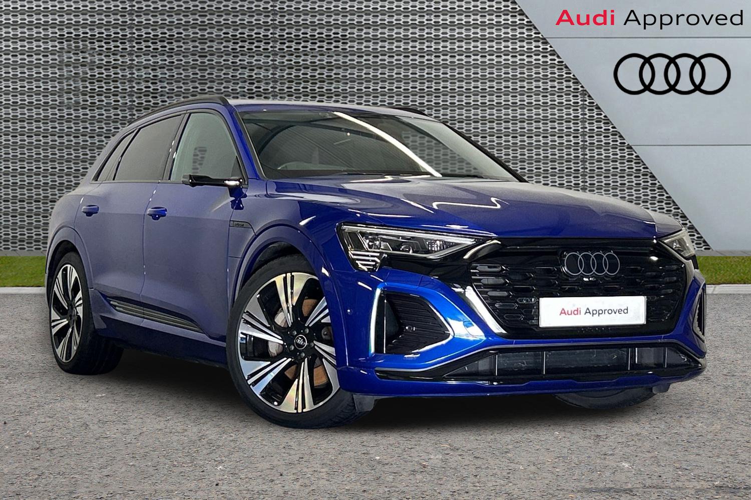 Main listing image - Audi Q8