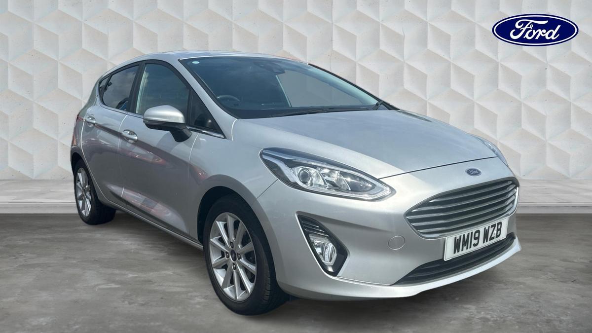 Main listing image - Ford Fiesta