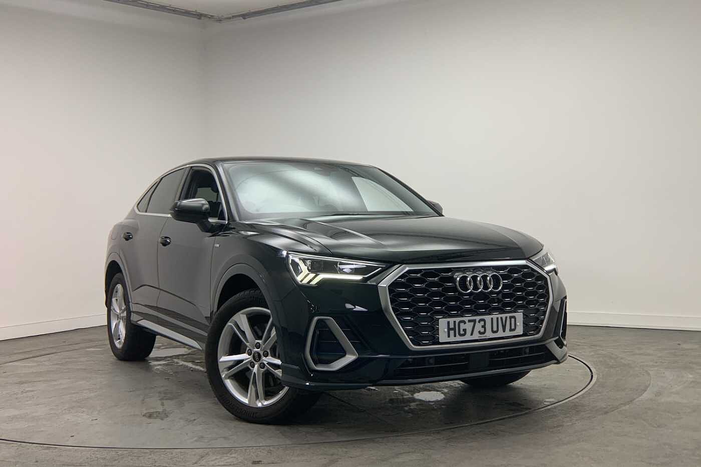 Main listing image - Audi Q3