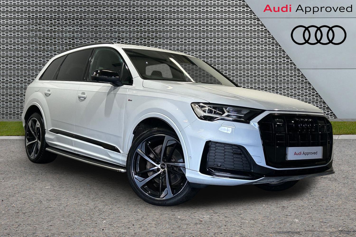 Main listing image - Audi Q7