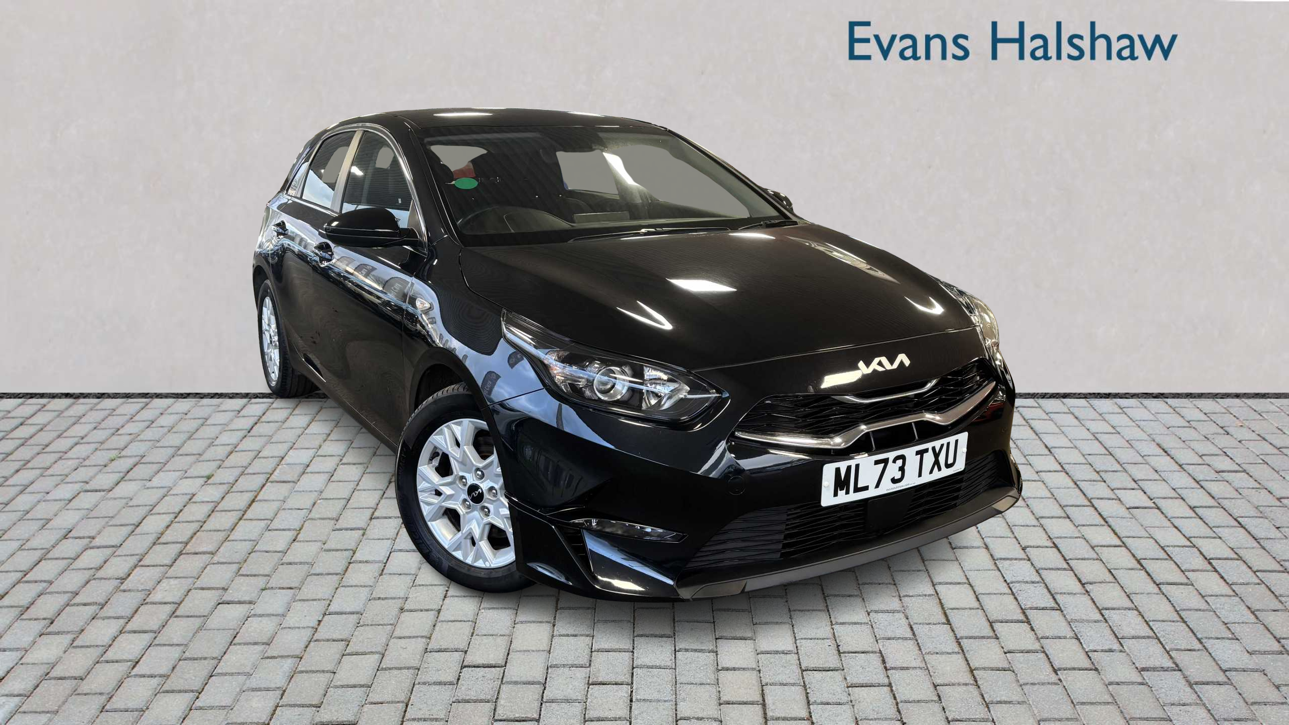 Main listing image - Kia Ceed