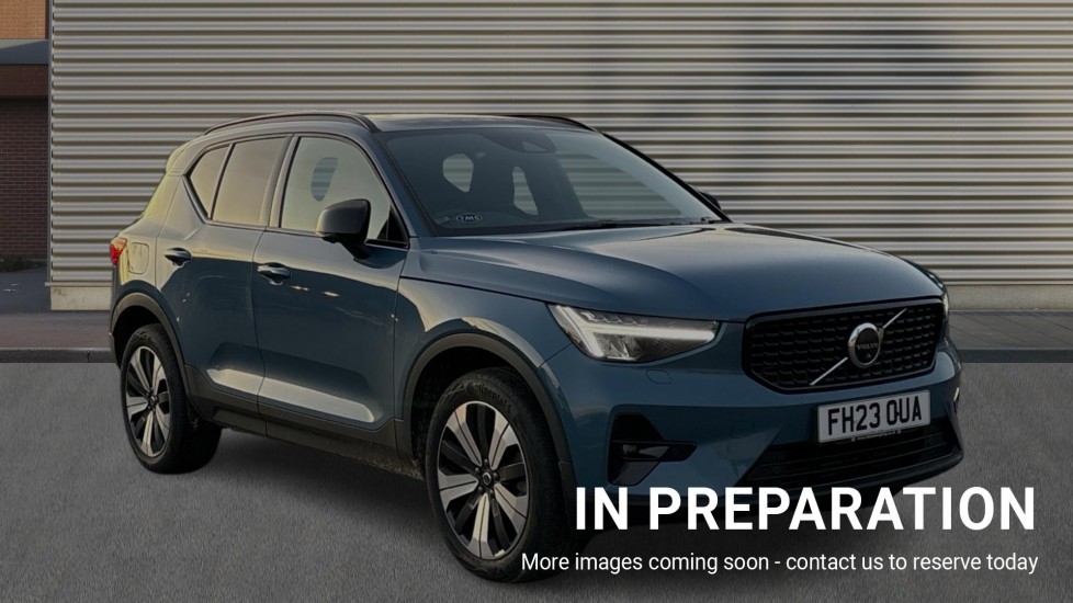 Main listing image - Volvo XC40 Recharge