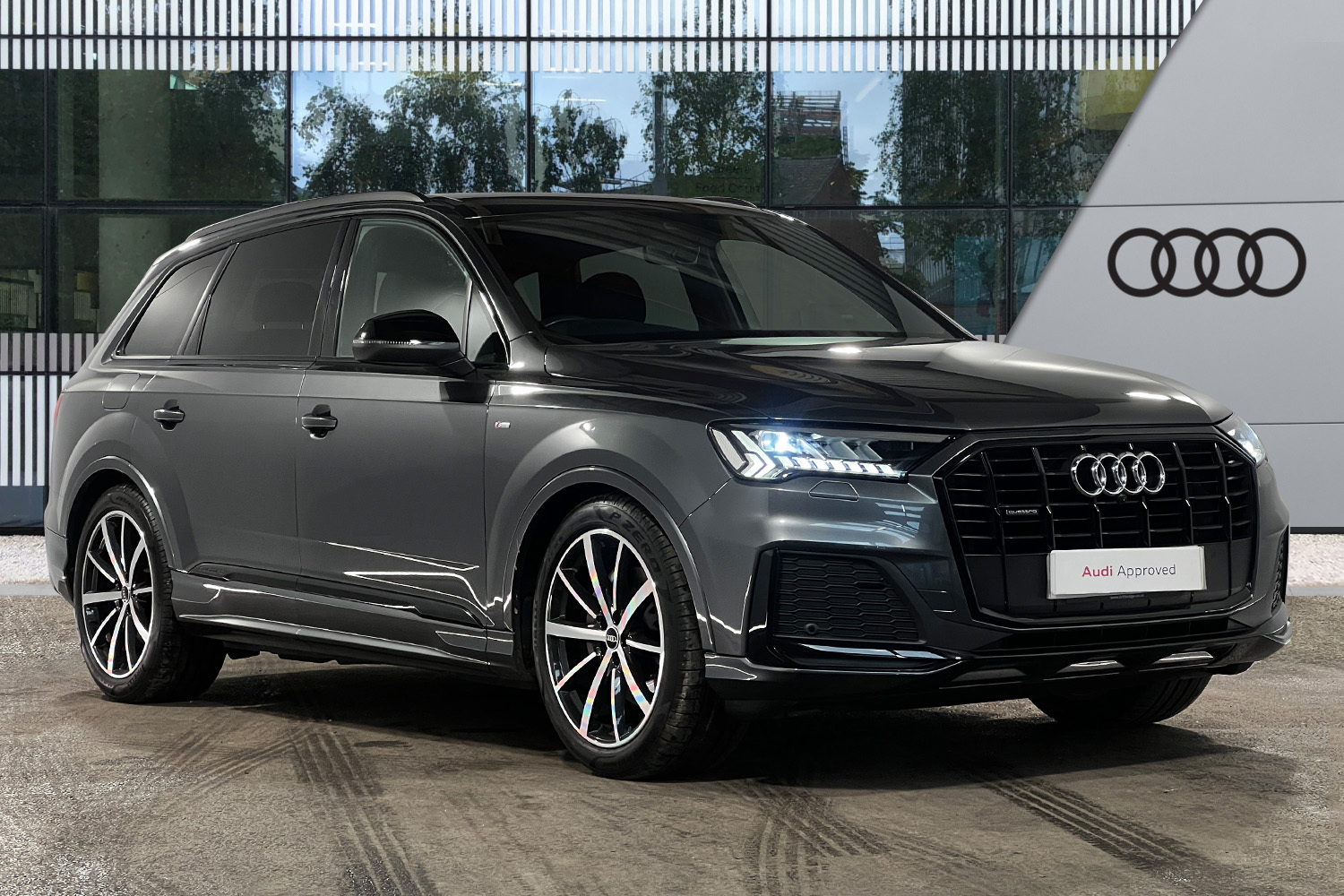 Main listing image - Audi Q7