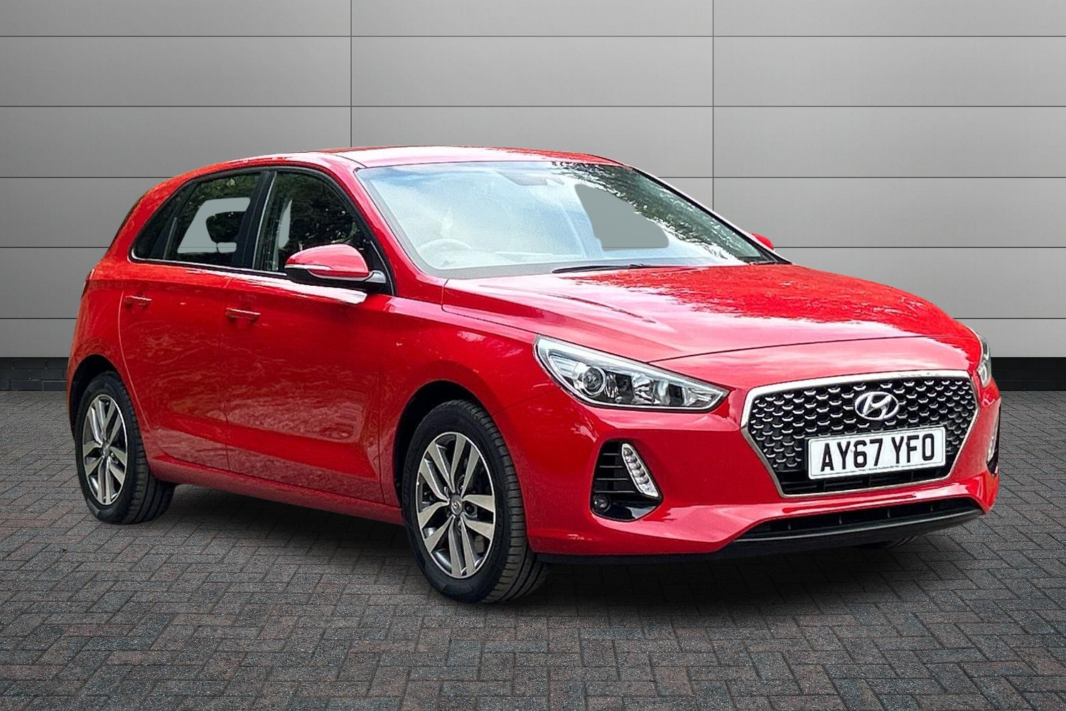 Main listing image - Hyundai i30