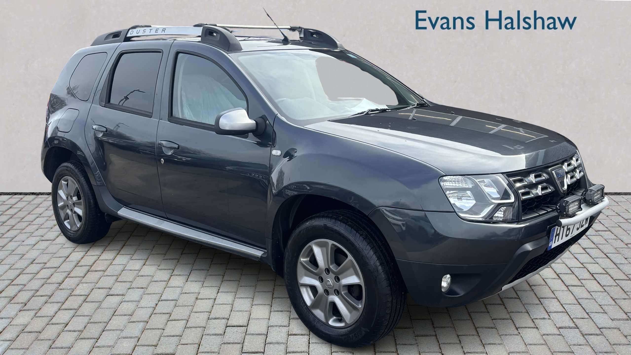 Main listing image - Dacia Duster