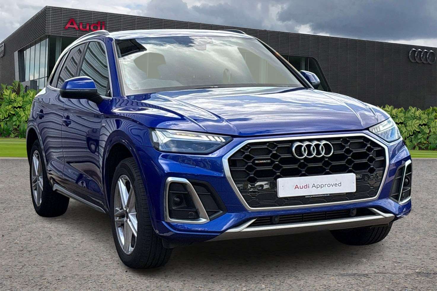 Main listing image - Audi Q5
