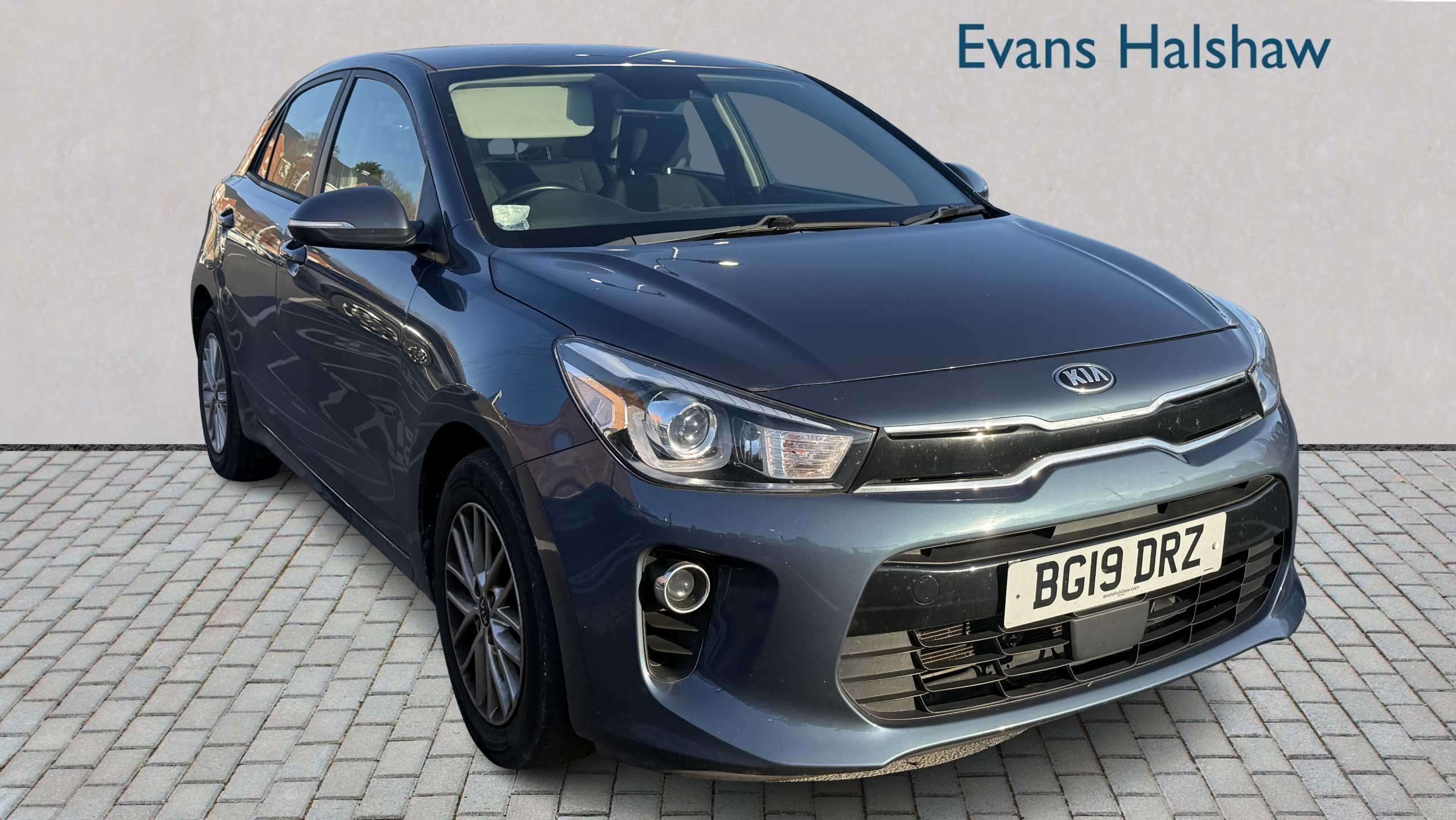 Main listing image - Kia Rio