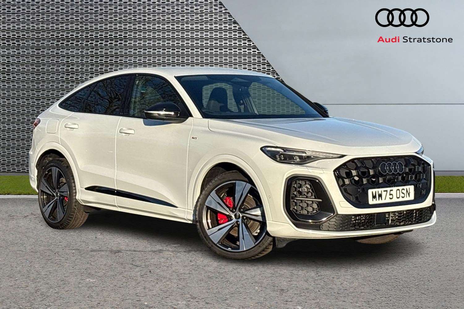 Main listing image - Audi Q5 Sportback