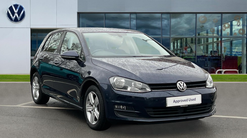 Main listing image - Volkswagen Golf